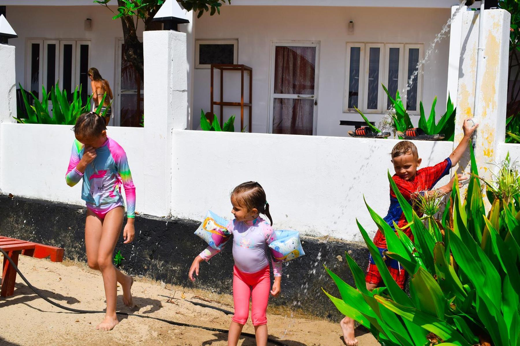 Golden Beach Cottages Trincomalee Bagian luar foto